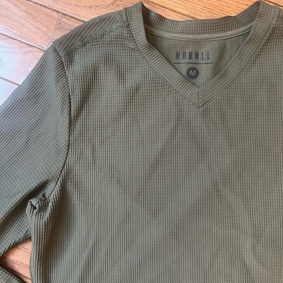 NOBULL Waffle Thermal V Neck Long Sleeve Medium - Picture 8 of 9